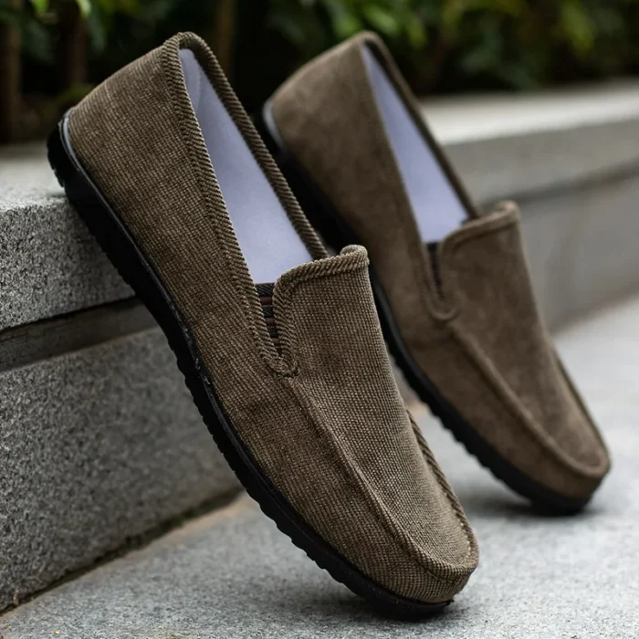 Plus Size Shoe Manufacturer Custom Men Walking Shoes Convenient and Breathabl…